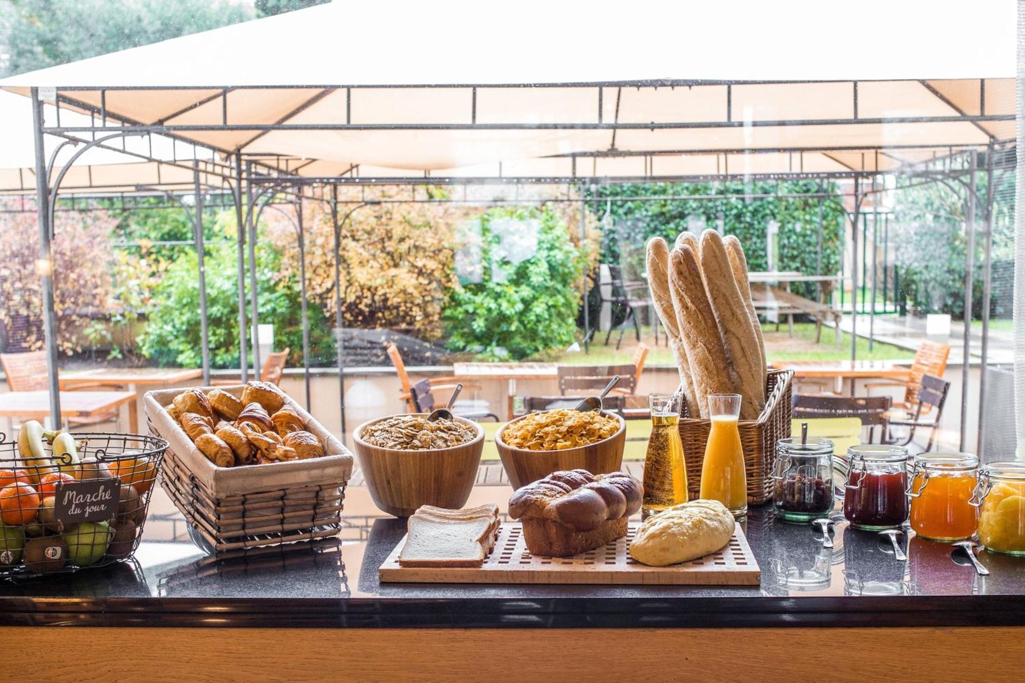 Hotel Courtyard By Marriott Paris La Defense West - Colombes Bois-Colombes Esterno foto