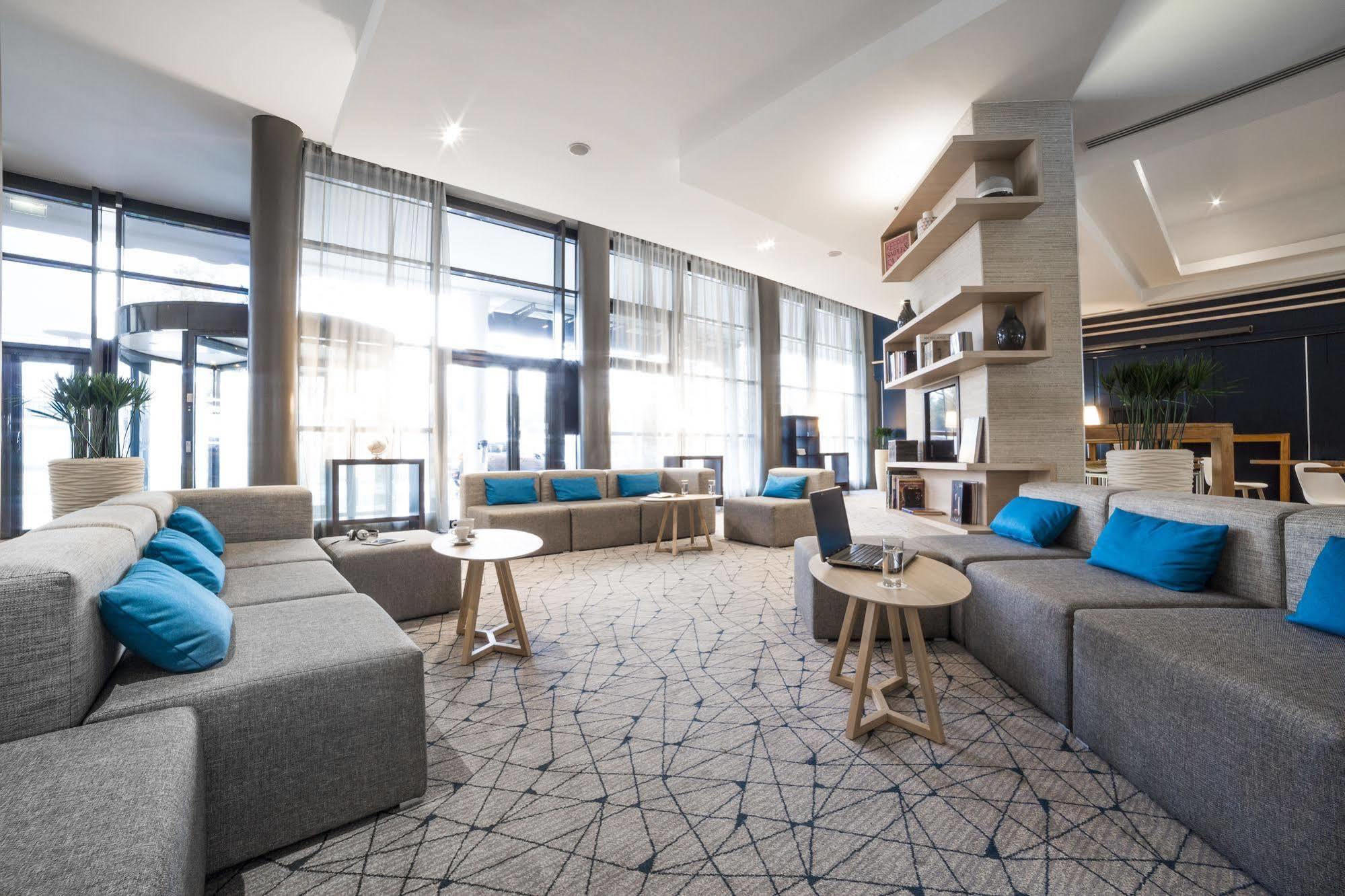 Hotel Courtyard By Marriott Paris La Defense West - Colombes Bois-Colombes Esterno foto