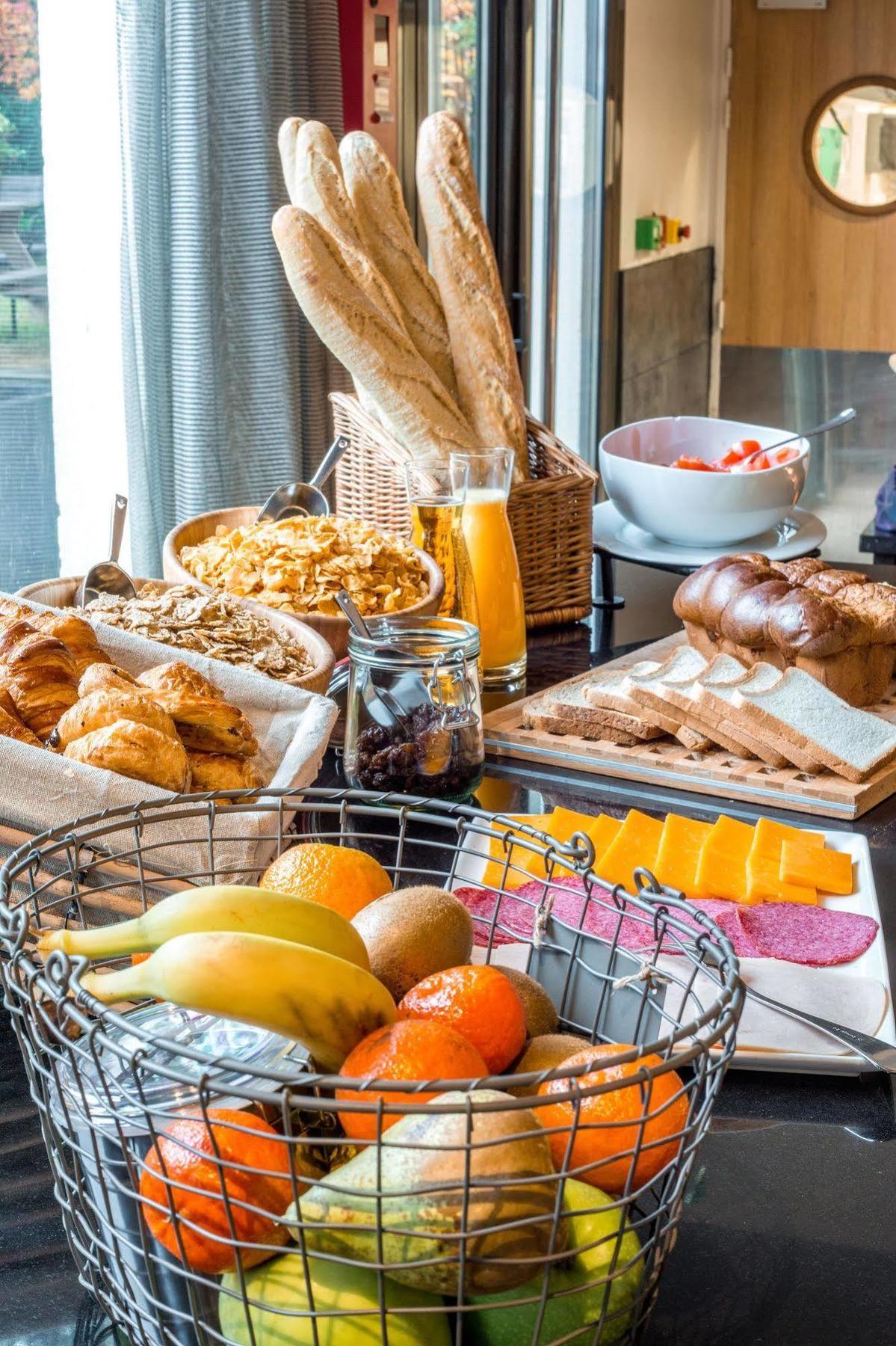 Hotel Courtyard By Marriott Paris La Defense West - Colombes Bois-Colombes Esterno foto
